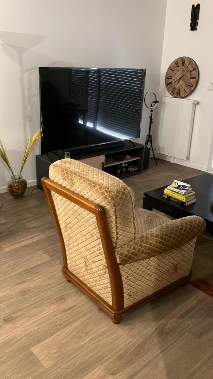 Bel Appartement Disponible Conflans-Sainte-Honorine Exteriör bild